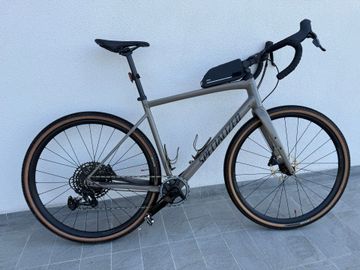 Used Specialized Diverge Comp E5 2024 2024 Road & Gravel, Orange — image 2 of 5