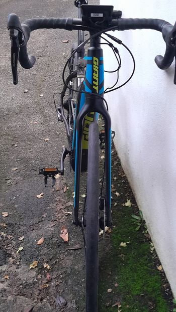 Used Giant Road-E+ 1 2018 2018 Road & Gravel, Black — image 5 of 16