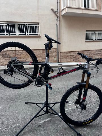 Gebrauchtes Mondraker Superfoxy Carbon RR 2021 2021 MTB