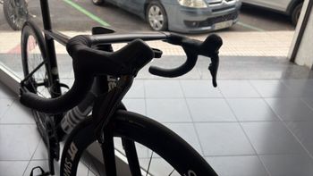 BMC Teammachine Shimano Dura Ace Di2 2022 Road & Gravel usato, Nero — immagine 11 di 12