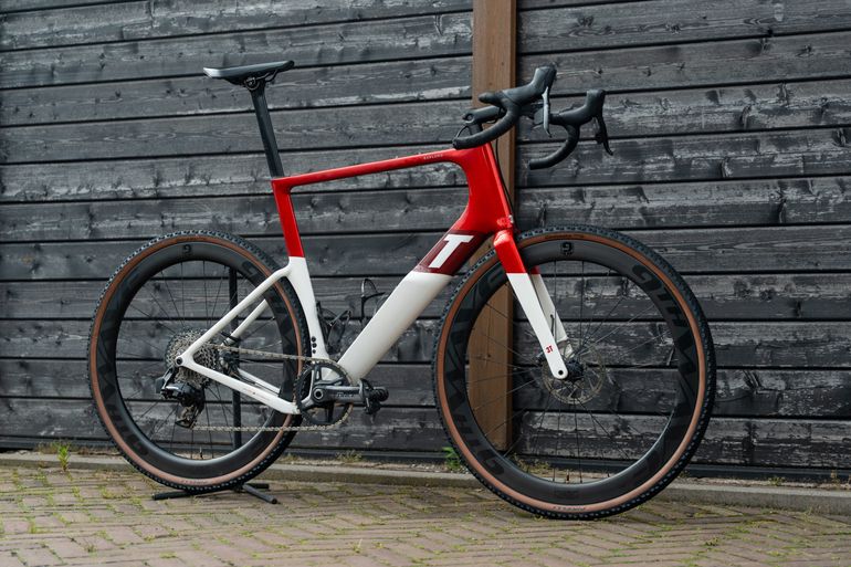 Použité 3T RaceMax SRAM Force AXS XPLR 1x12 2020 Road & Gravel — obrázek 2 z 7