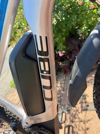 CUBE ACID 240 HYBRID Rookie PRO 2021 2021 Youth usato, Blu — immagine 10 di 13