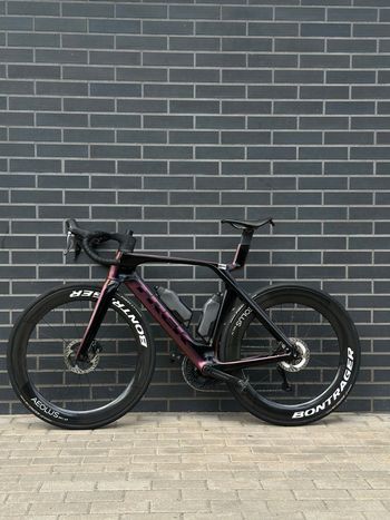 Used Trek Madone SLR 7 Gen 7 2024 2024 Road & Gravel, Orange — image 2 of 16