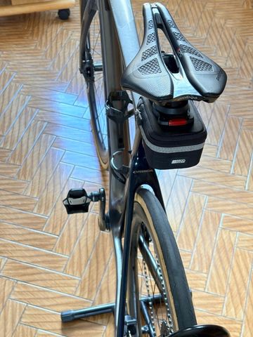 Gebrauchtes Orbea ORCA M21eLTD 2021 2021 Road & Gravel, Hellgrau — Bild 7 von 7