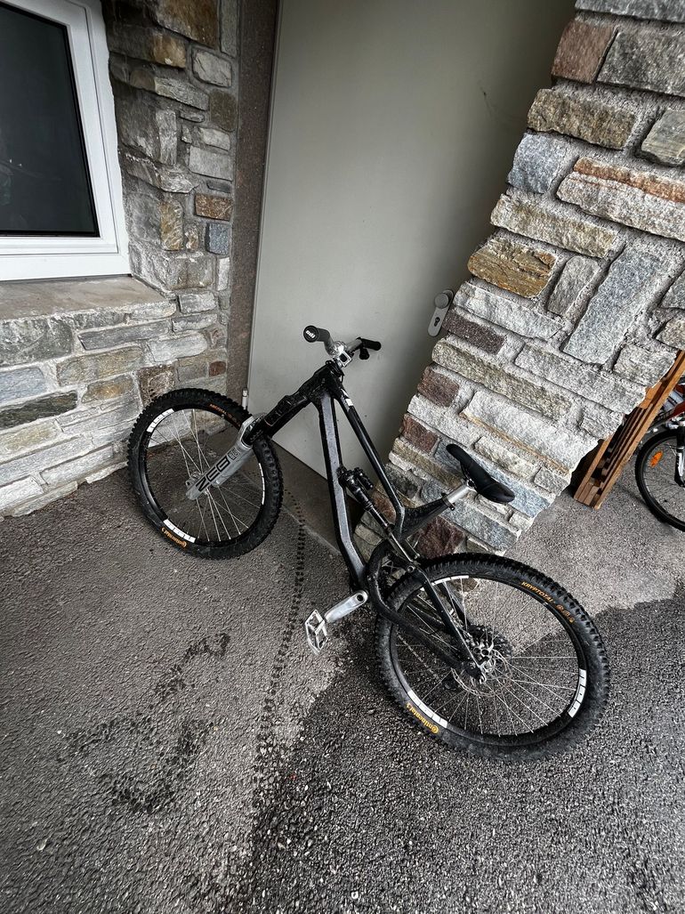 Used Canyon Torque Other SRAM 2021 Mountainbike, Black, 27.5 (650B) — image 1 of 6
