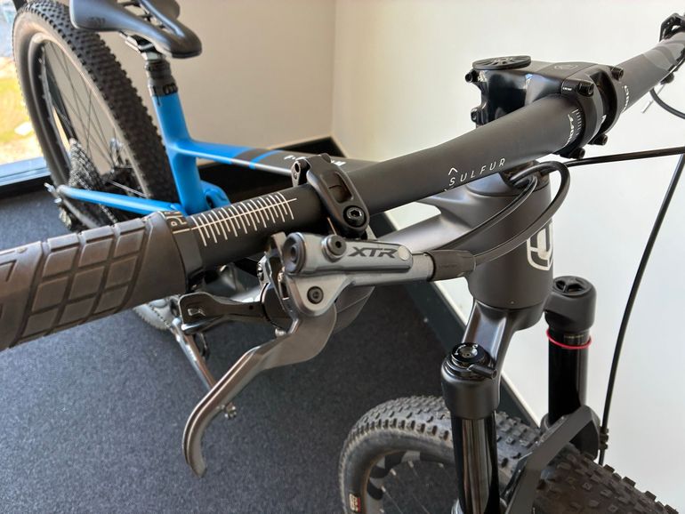 Used Mondraker F-podium Shimano XTR 2024 Mountainbike, Blue — image 4 of 5