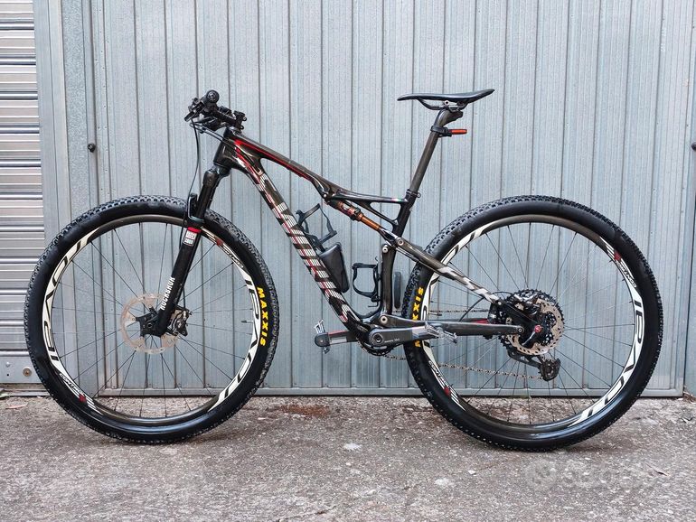 Käytetty Specialized S-Works Epic FSR World Cup 29 2015 2015 Mountainbike — kuva 2 / 6