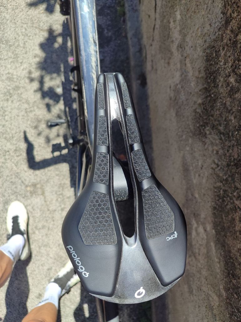 Used Specialized Tarmac SL7 Comp - Shimano 105 Di2 2025 2025 Road & Gravel, Black — image 8 of 10