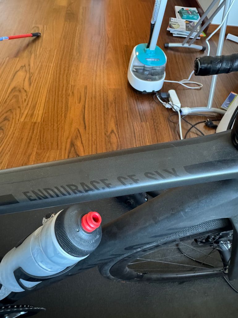 Używany Canyon CF SLX Disc 9.0 Di2 2020 2020 Road & Gravel — zdjęcie 8 z 13