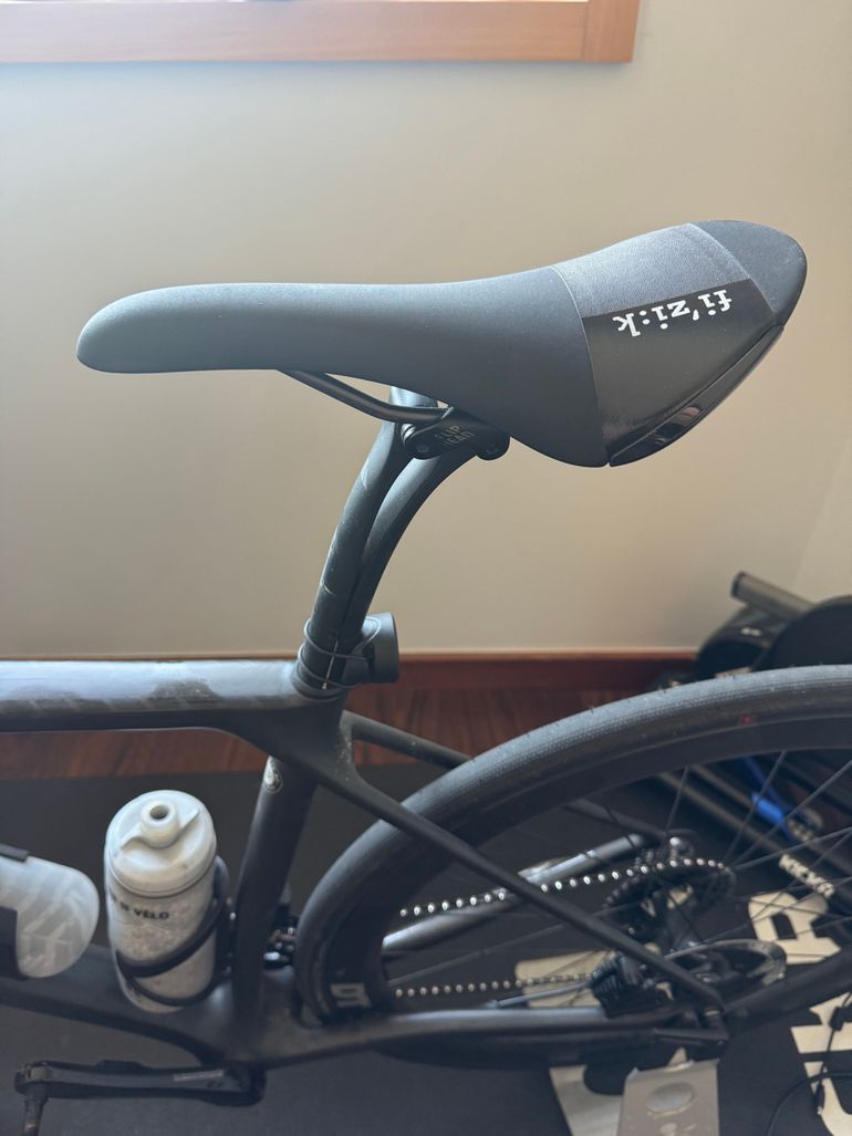 Używany Canyon CF SLX Disc 9.0 Di2 2020 2020 Road & Gravel — zdjęcie 2 z 13