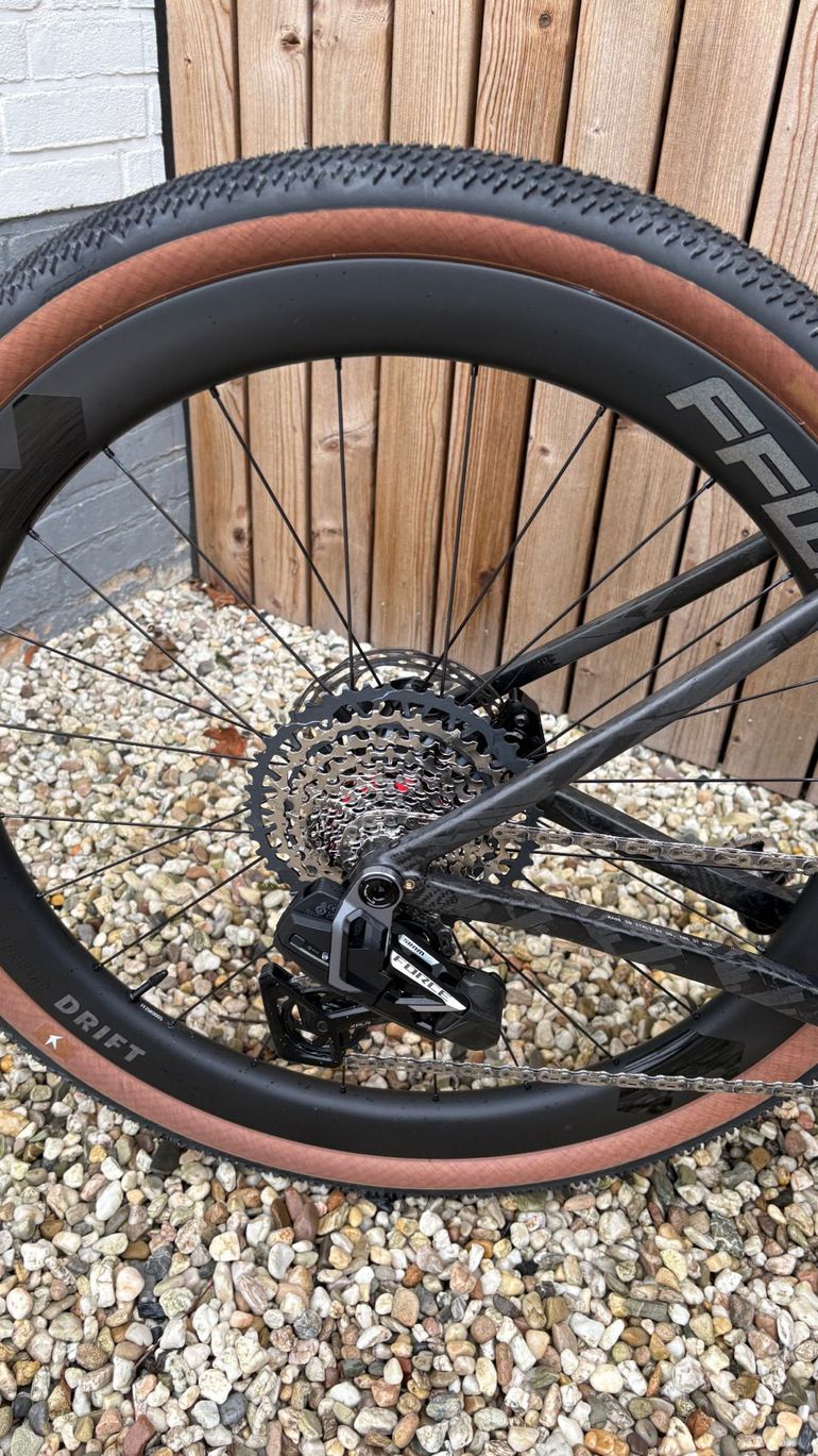 Použité 3T EXTREMA ITALIA FORCE E1/XX SL EAGLE TRANSMISSION AXS 1X12 DISCUS 45|40 2026 2026 Road & Gravel — obrázek 4 z 23