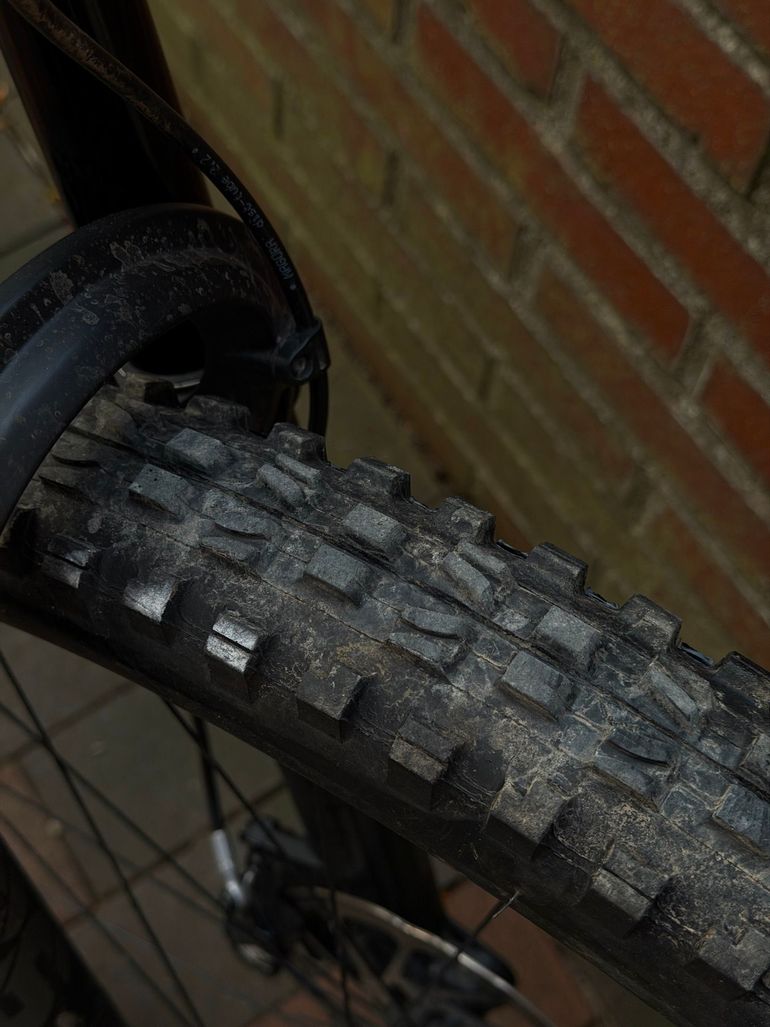 Gebrauchtes Santa Cruz Hightower X01 / Carbon CC / 29 2021 2021 Mountainbike, Hellgrau, 29 — Bild 8 von 10