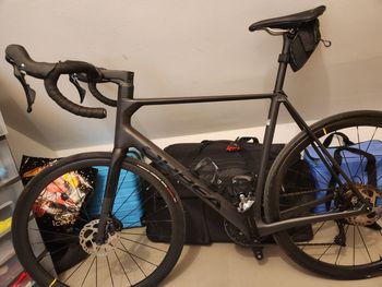 Käytetty Orbea ORCA M30 2024 2024 Road & Gravel