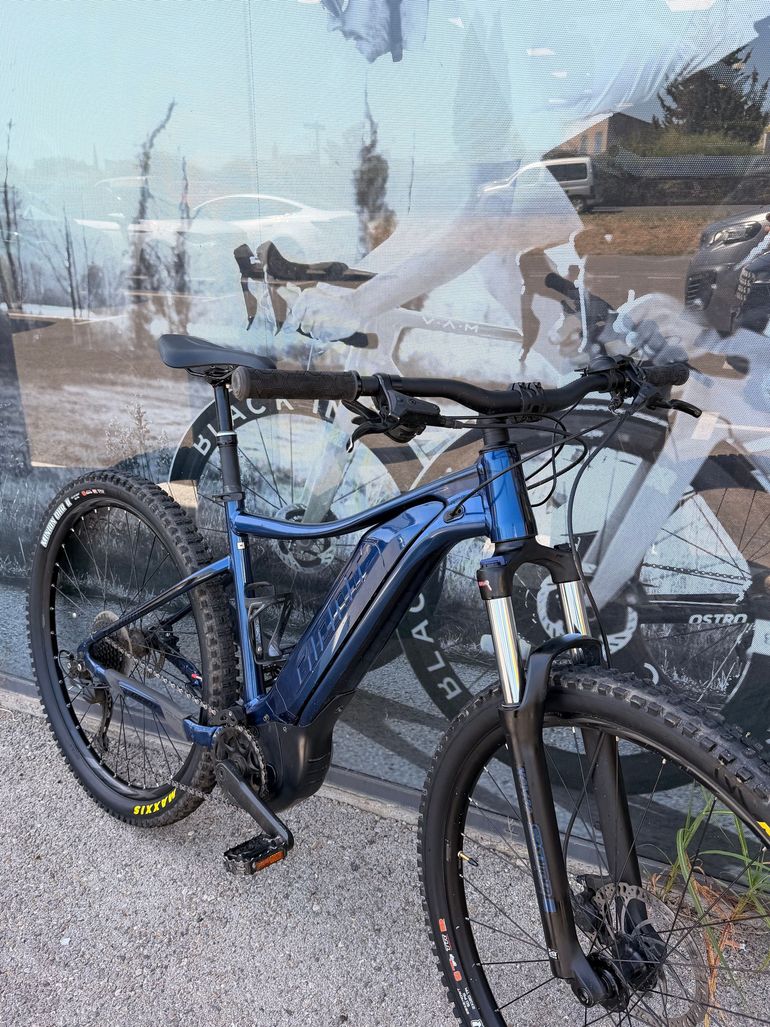 Used Giant Fathom E+3 2022 2022 Mountainbike, Blue — image 3 of 3