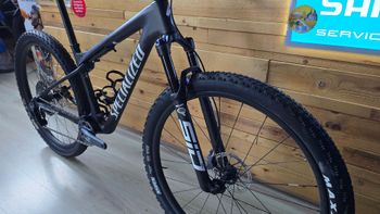 Used Specialized Epic World Cup Expert - SRAM GX AXS, RockShox Select+ 2026 2026 Mountainbike, Black, 29 — image 3 of 4