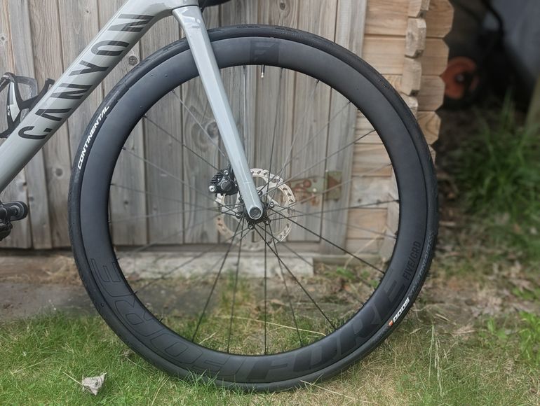 Used Canyon Ultimate CF SL 7 2025 2025 Road & Gravel, Light Gray — image 4 of 13
