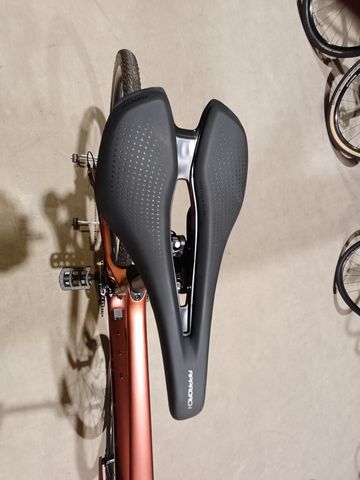 Gebrauchtes Giant Revolt Advanced 3 2022 2022 Road & Gravel, Orange — Bild 6 von 7