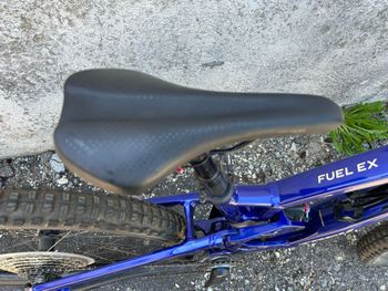 Gebrauchtes Trek Fuel EX 7 Gen 6 2023 2023 Mountainbike, Blau, 27.5, 29 — Bild 15 von 17