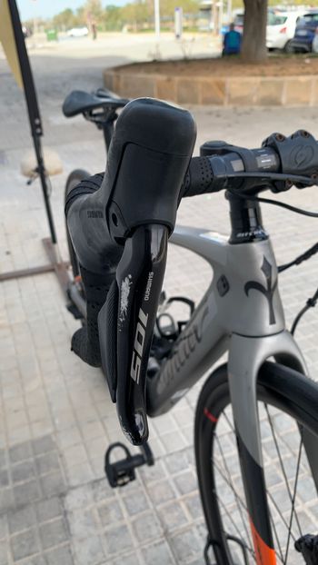 Used Wilier Cento1Hy 105 12 Sp Di2 - Size XS 2023 Road & Gravel, Light Gray — image 2 of 11