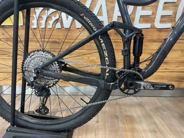 Used Giant Stance 2021 2021 Mountainbike, Black, 27.5 — image 5 of 5