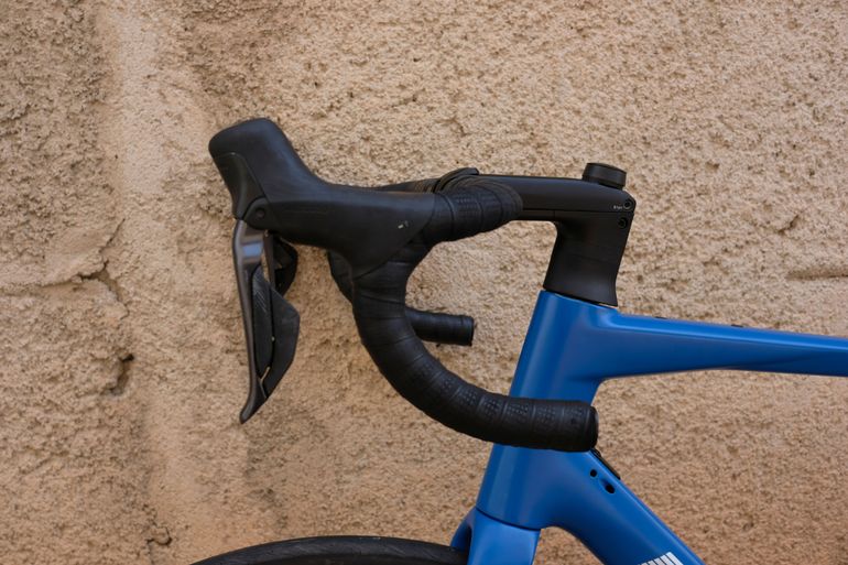 Brugt BMC Roadmachine TWO 2024 2024 Road & Gravel — billede 5 af 23