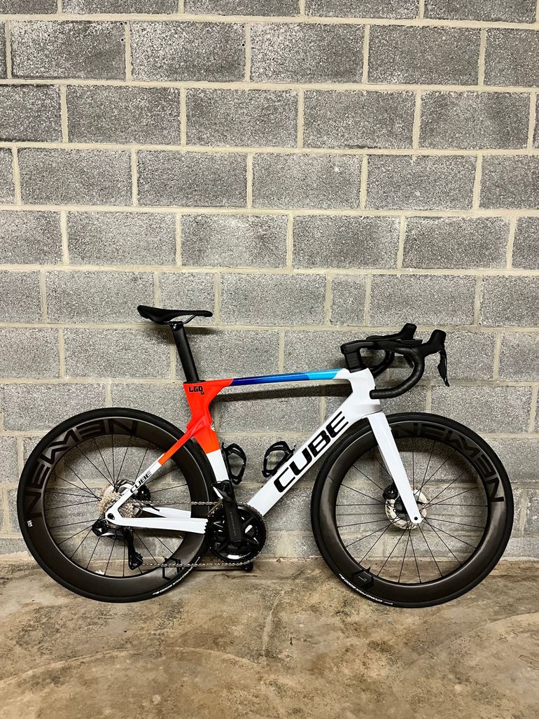 Used CUBE LITENING AERO C:68X, RACE 2025 2025 Road & Gravel, White — image 5 of 5