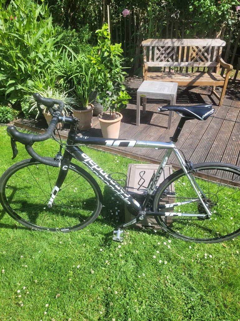 Brugt Cannondale Caad Shimano 105 2015 Road & Gravel — billede 1 af 9