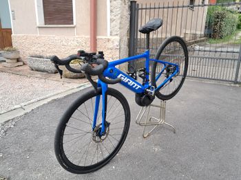 Used Giant Road E+ 1 Pro 2020 2020 Road & Gravel, Blue — image 12 of 14