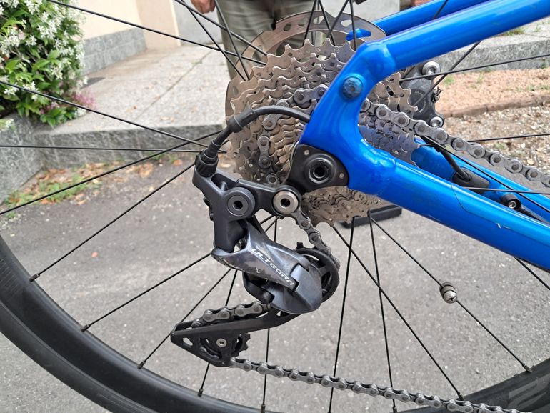 Used Giant Road E+ 1 Pro 2020 2020 Road & Gravel, Blue — image 6 of 14