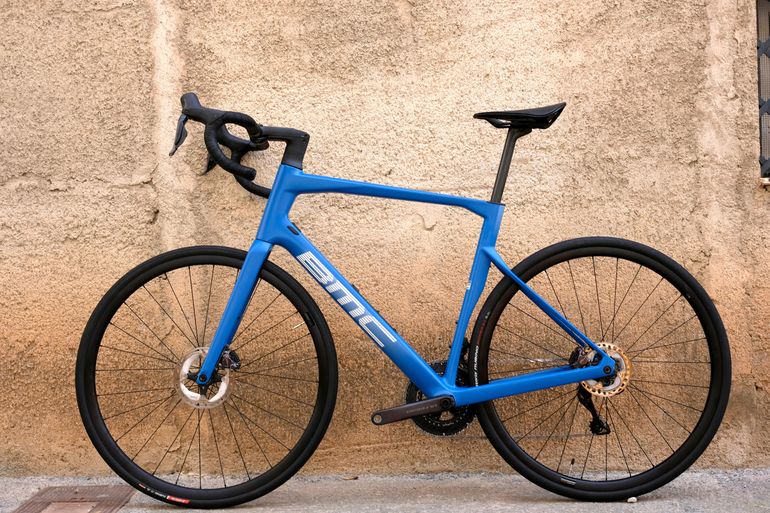 Brugt BMC Roadmachine TWO 2024 2024 Road & Gravel — billede 14 af 24