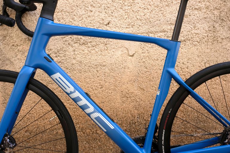 Brugt BMC Roadmachine TWO 2024 2024 Road & Gravel — billede 22 af 24