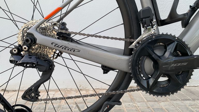 Used Wilier Cento1Hy 105 12 Sp Di2 - Size S 2023 Road & Gravel, Light Gray — image 7 of 17