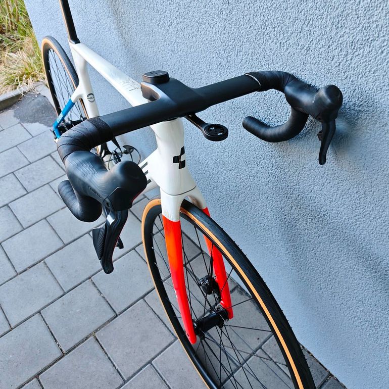 Used CUBE LITENING AERO C:68X, SLT 2026 2026 Road & Gravel, White — image 7 of 19
