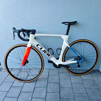 Used CUBE LITENING AERO C:68X, SLT 2026 2026 Road & Gravel, White — image 8 of 19