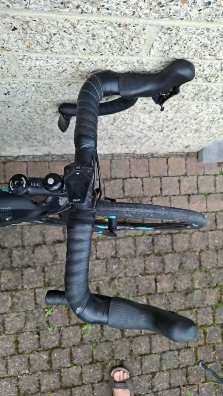 Used Bianchi EROAD IMPULSO 2018 2018 Road & Gravel, Black — image 2 of 5