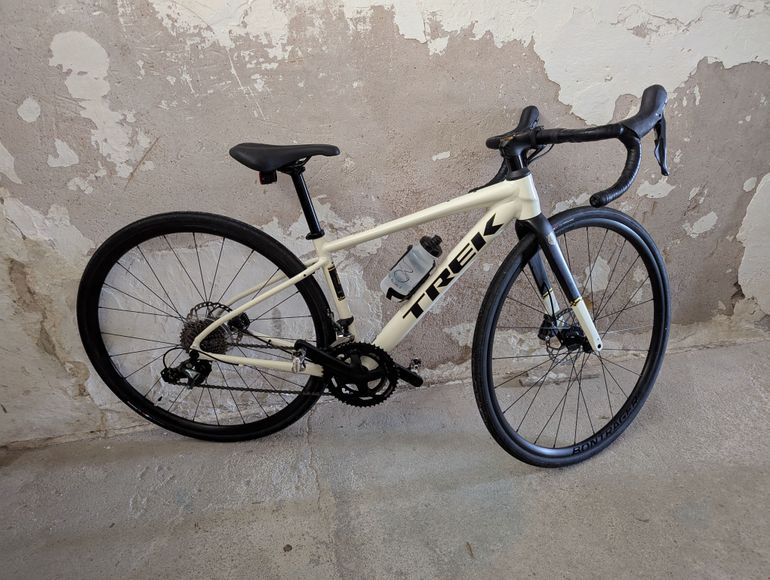 Used Trek Domane AL 4 Gen 4 2024 2024 Road & Gravel, White — image 3 of 5