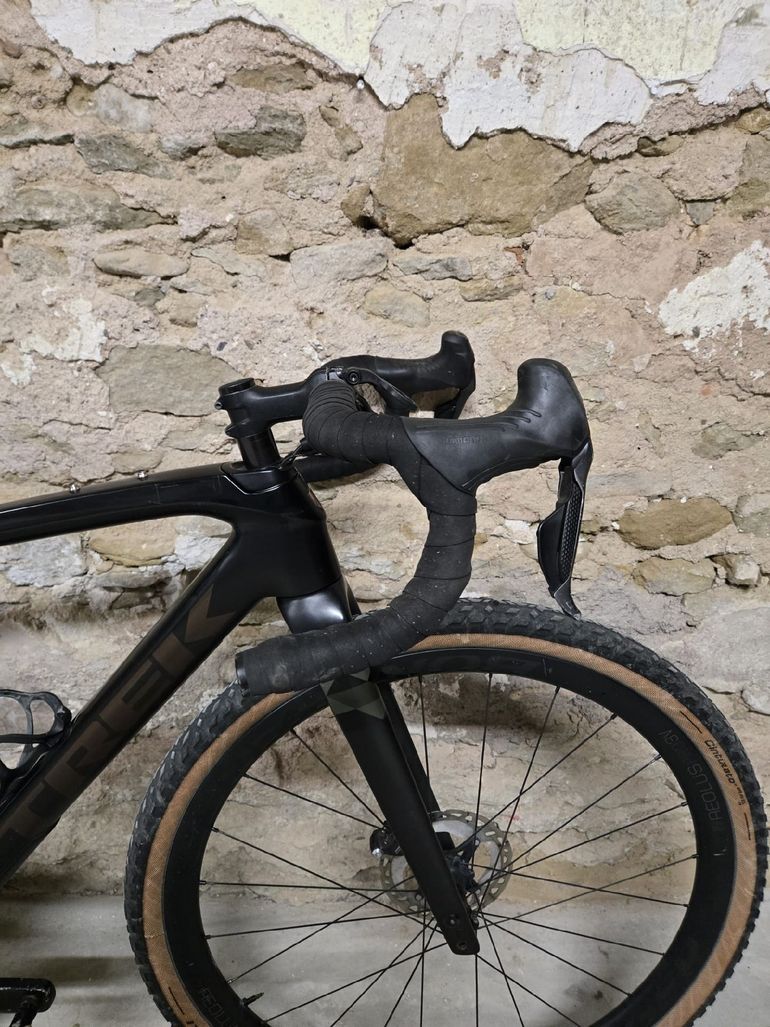 Used Trek Checkpoint SLR 7 2022 2022 Road & Gravel, Black — image 5 of 6