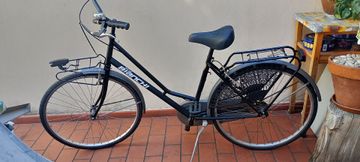Used Bianchi Custom Urban, Black — image 1 of 9