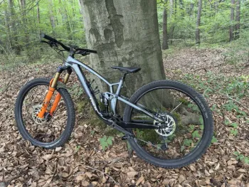 Použité Trek Fuel EX 8 XT Gen 6 2025 2025 Mountainbike — obrázek 2 z 6