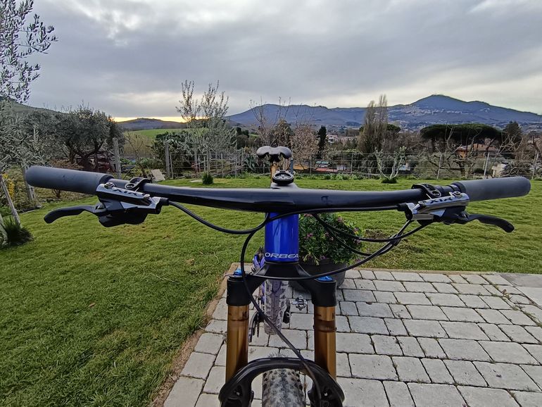 Brugt Orbea OIZ M-TEAM FACTORY 2025 Frameset 2025 Mountainbike — billede 3 af 5