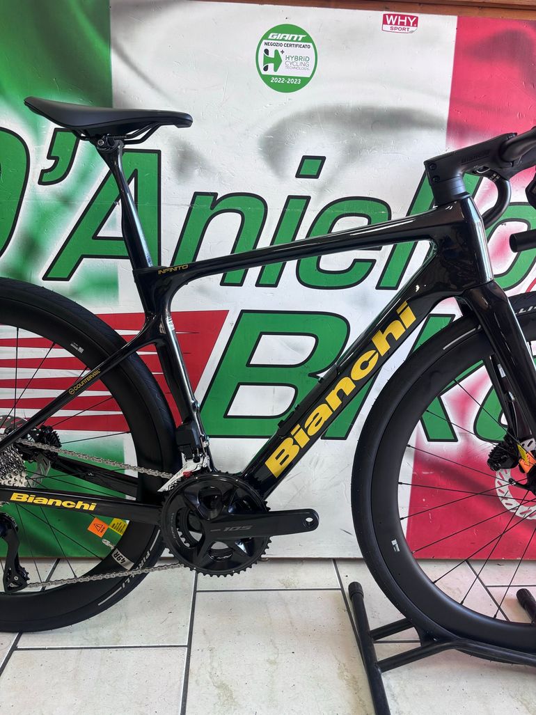 Käytetty Bianchi Infinito Pro 105 DI2 2026 2026 Road & Gravel — kuva 2 / 17