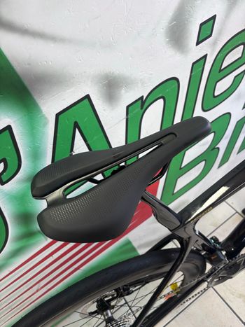 Käytetty Bianchi Infinito Pro 105 DI2 2026 2026 Road & Gravel — kuva 13 / 17