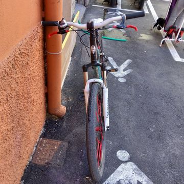 Used Bianchi Custom Shimano Altus 2000 Mountainbike, Black — image 4 of 6