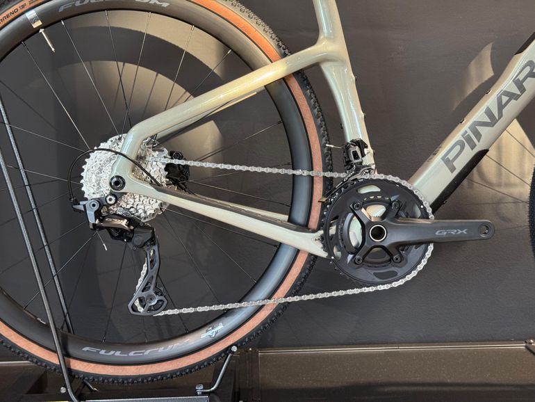 Used Pinarello GREVIL F1 SHIMANO GRX 610 2026 2026 Road & Gravel, Light Gray — image 3 of 8