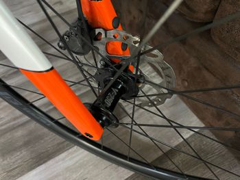 Used Berria BELADOR ELITE 105 2025 2025 Road & Gravel, White — image 10 of 21