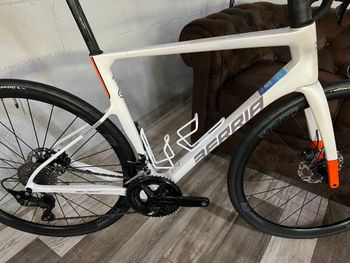 Used Berria BELADOR ELITE 105 2025 2025 Road & Gravel, White — image 20 of 21