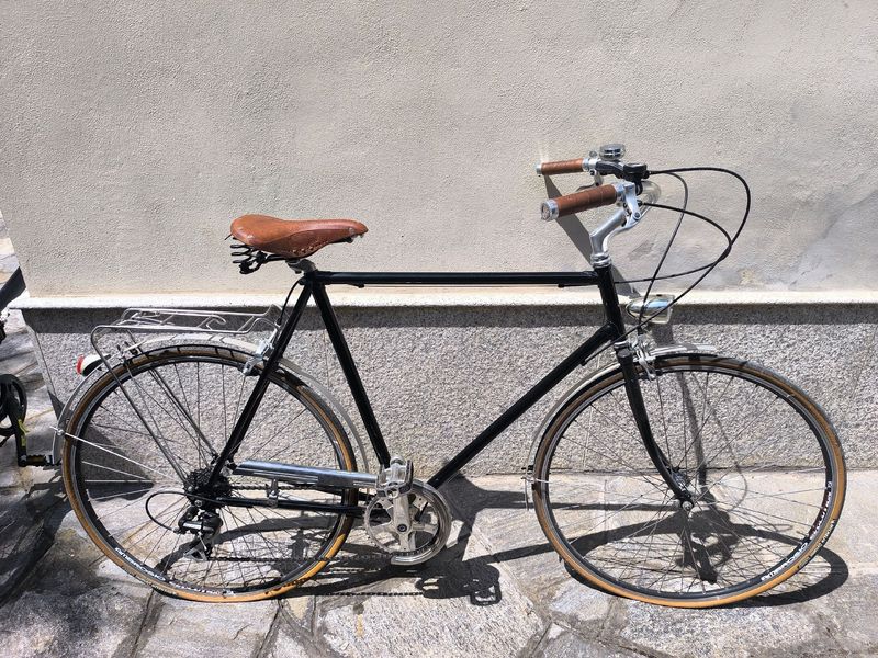 Used Custom Custom Urban & Touring
