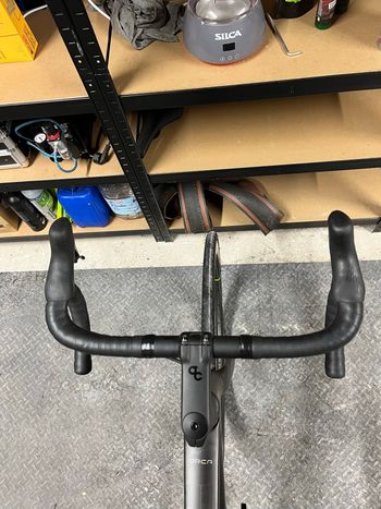 Used Orbea ORCA M30iLTD PWR 2023 2023 Road & Gravel, Black — image 7 of 9