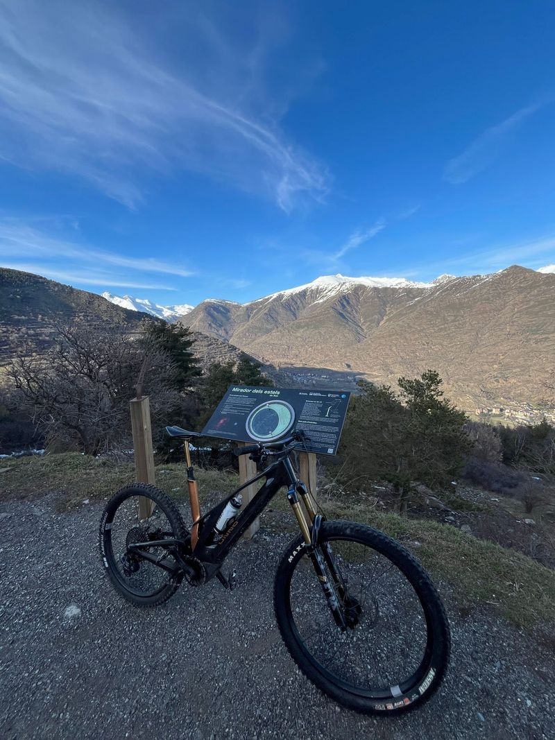 Gebrauchtes UNNO MITH SRAM GX Eagle AXS 2023 Mountainbike, Schwarz — Bild 3 von 11