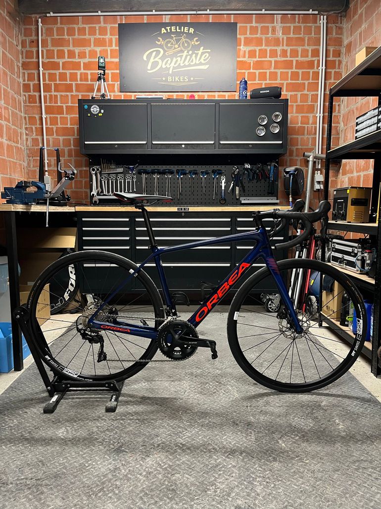 Used Orbea AVANT M30TEAM-D 2020 2020 Road & Gravel, Blue — image 1 of 7